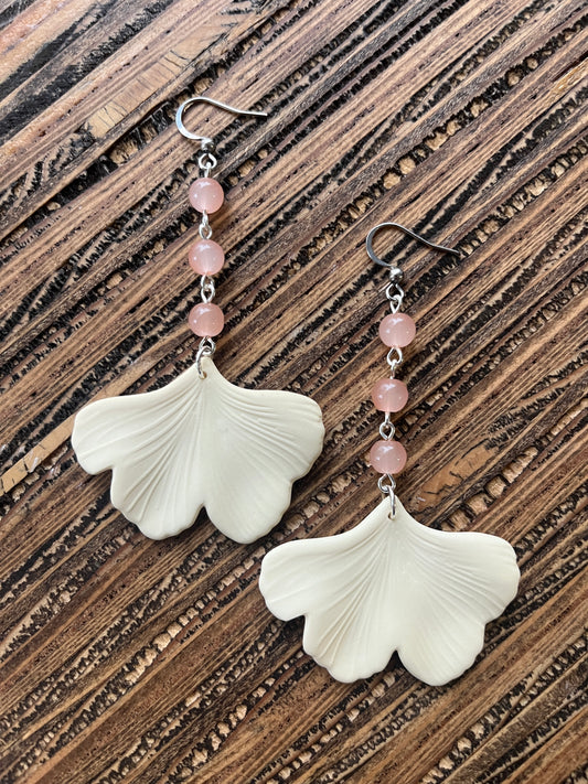 Soft Cream Ginkgo Petal Drop Earrings